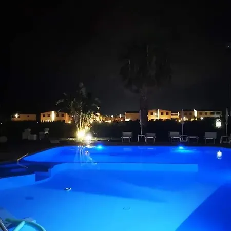 Bed & Breakfast Beb Oasi Marina 2*