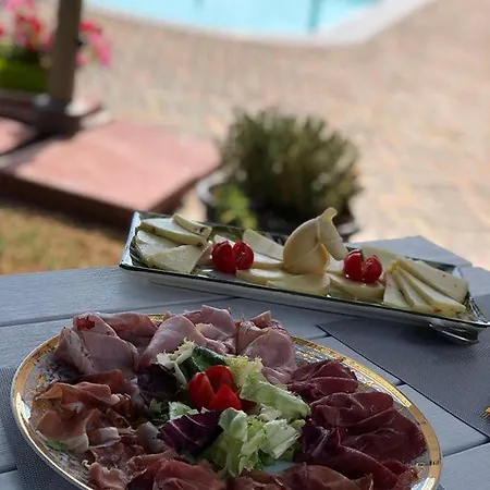 Beb Oasi Marina فندق مبيت وإفطار 2*