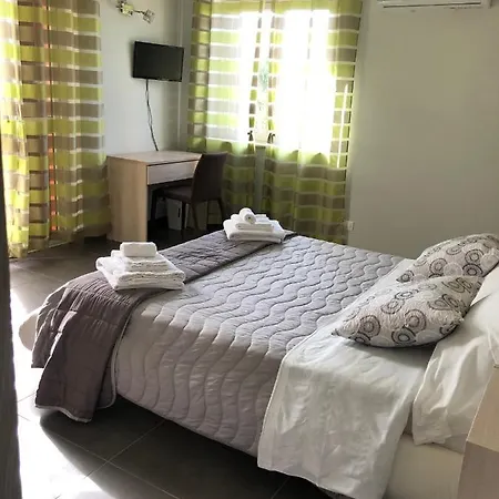 Beb Oasi Marina 2*